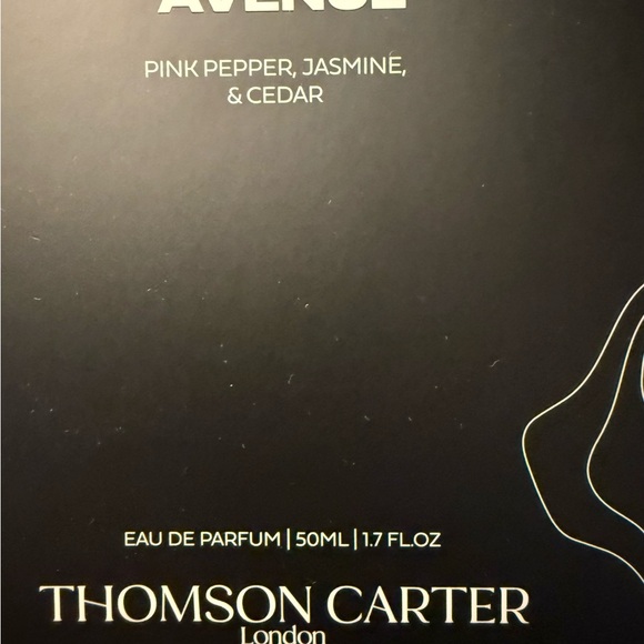 Thomson Carter Rouge Avenue Eau de Parfum - Picture 2 of 5